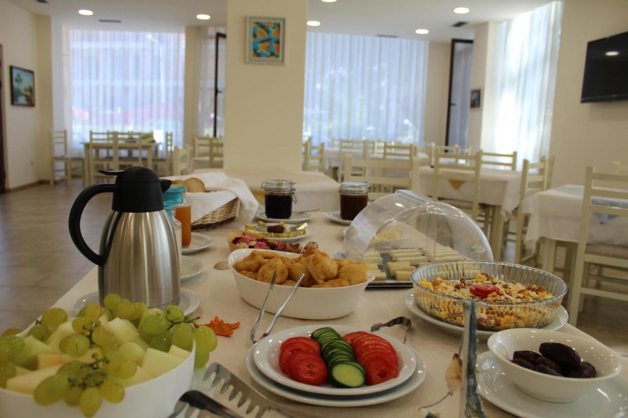 Hotel Villa Aljor Golem  Ngoại thất bức ảnh