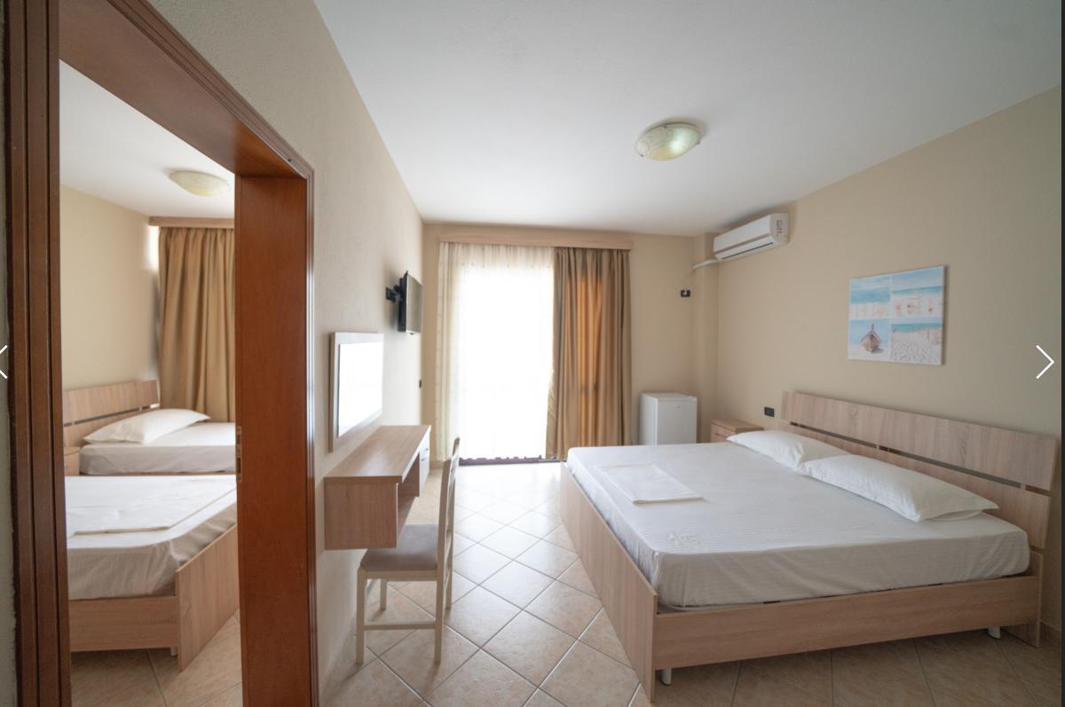 Hotel Villa Aljor Golem  Ngoại thất bức ảnh